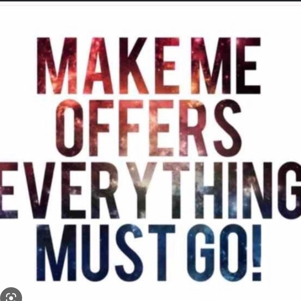 Accepting all reasonable offers! Need to clear out my closet!!!!